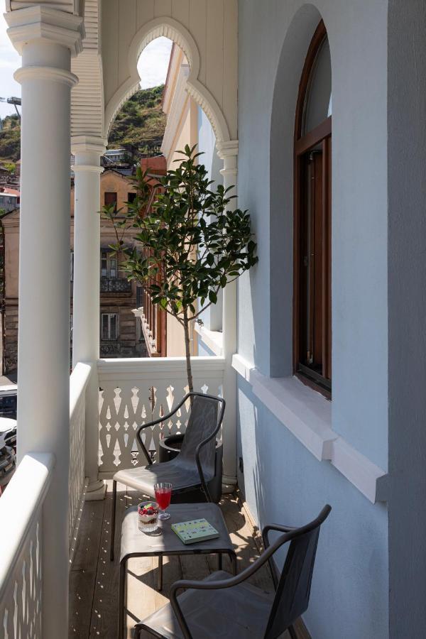 Puris Moedani Boutique Hotel Тбілісі Екстер'єр фото