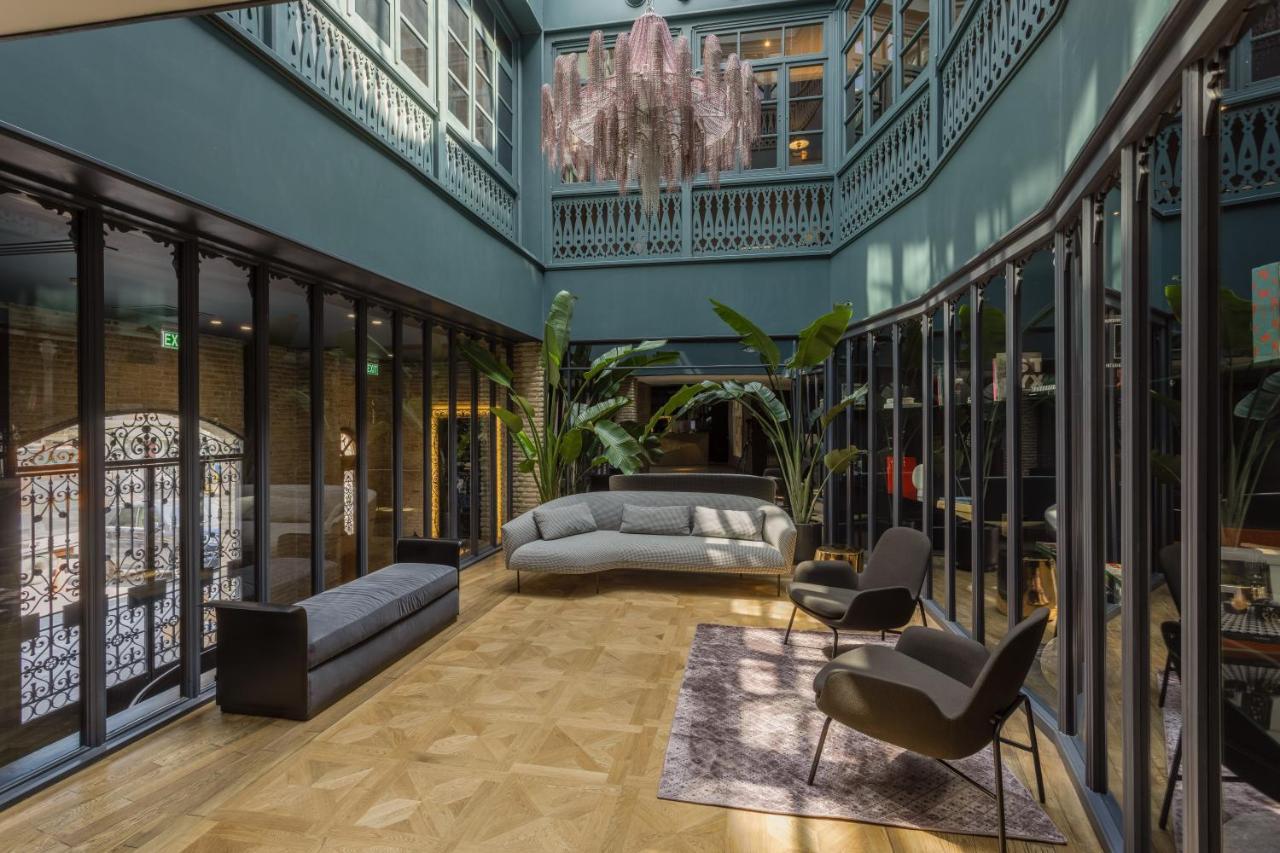 Puris Moedani Boutique Hotel Тбілісі Екстер'єр фото