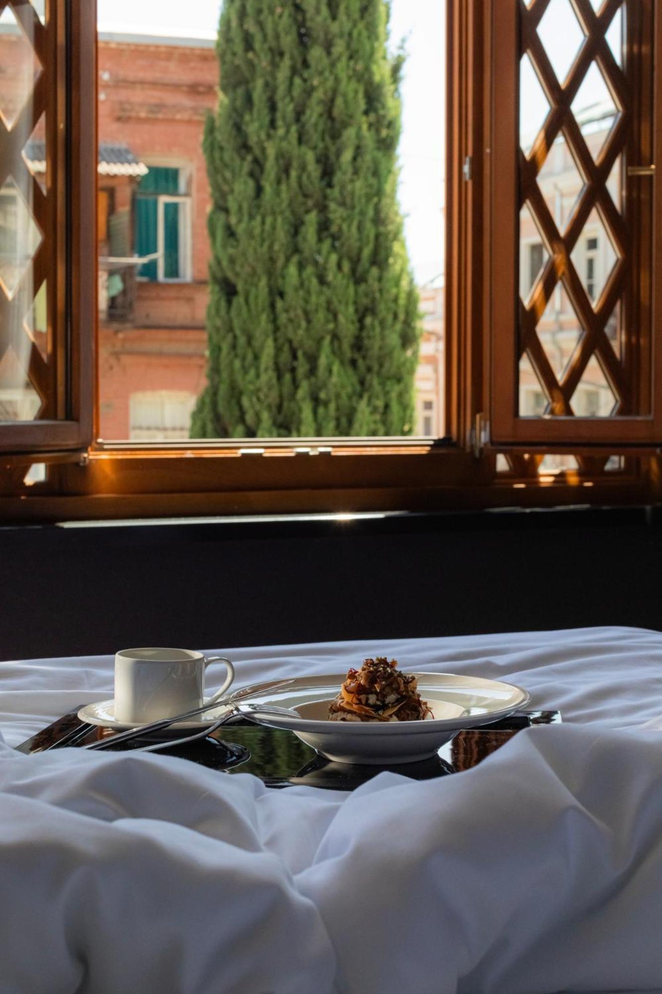 Puris Moedani Boutique Hotel Тбілісі Екстер'єр фото