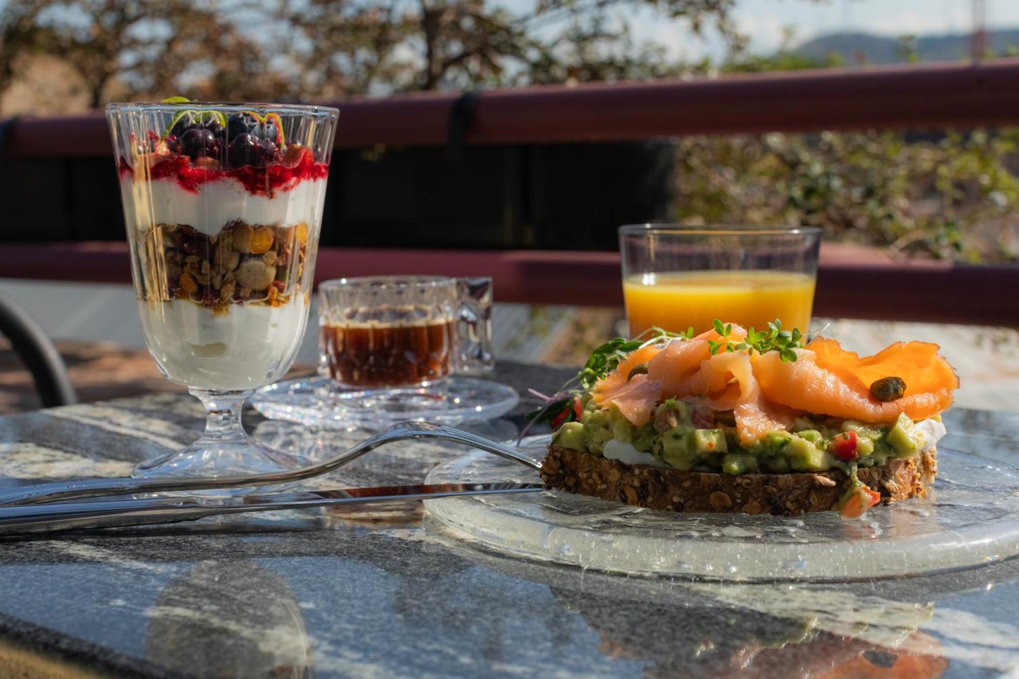 Puris Moedani Boutique Hotel Тбілісі Екстер'єр фото
